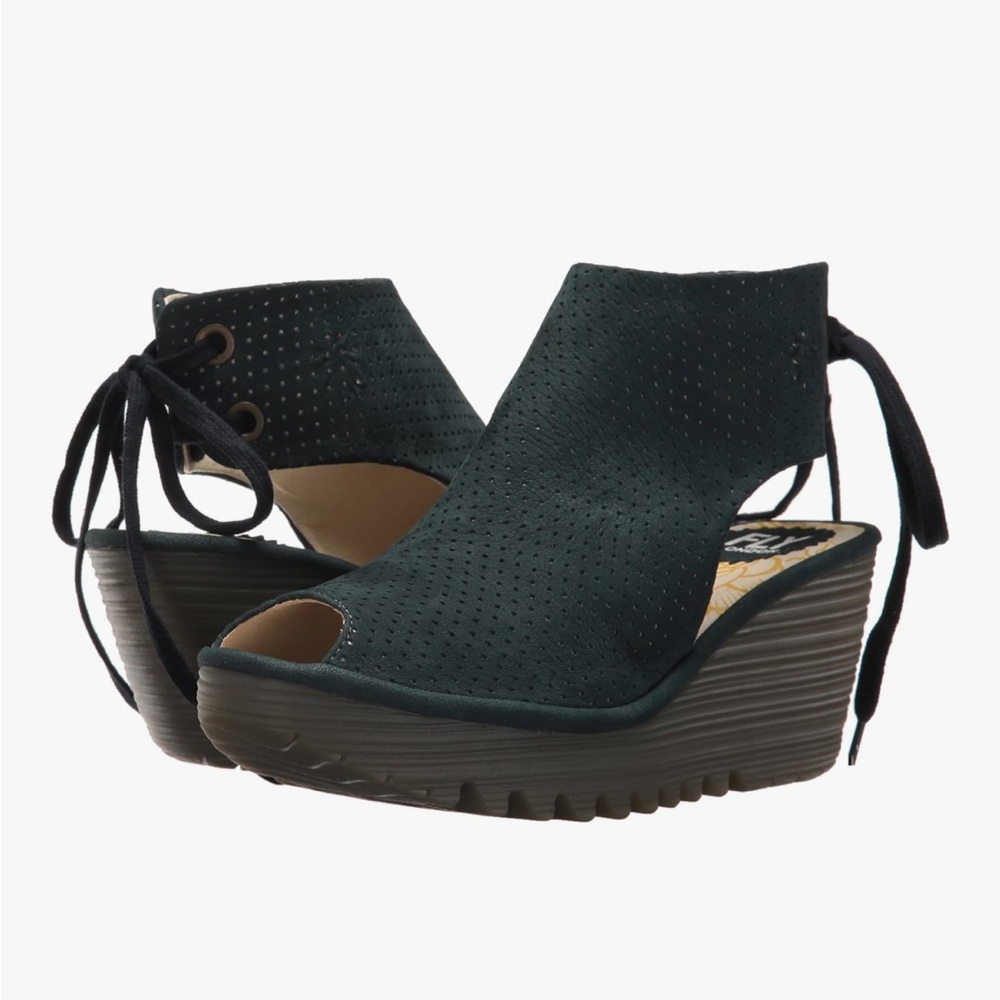 FLY London Women's Ypul799fly Wedge Sandal
